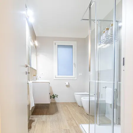 Corona Guest House 3* Sestu